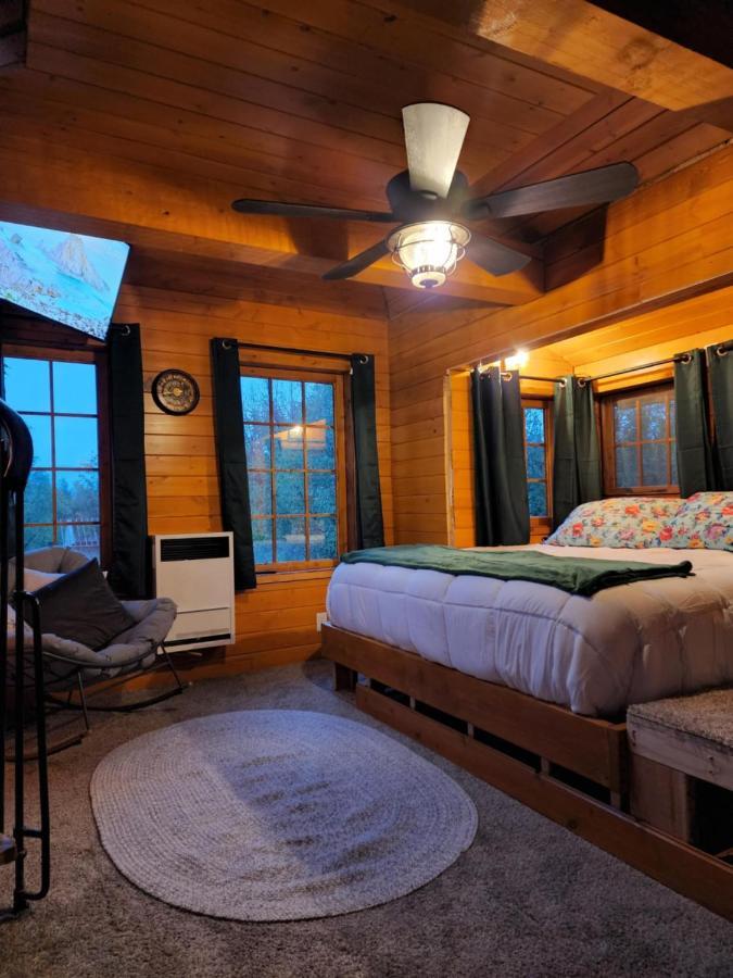 The Eagle'S Nest Treehouse Cabin Palmer Esterno foto