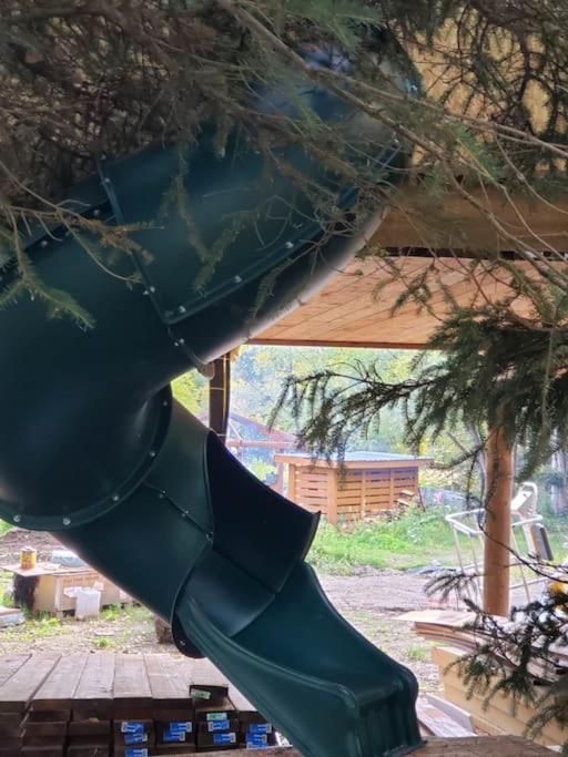The Eagle'S Nest Treehouse Cabin Palmer Esterno foto